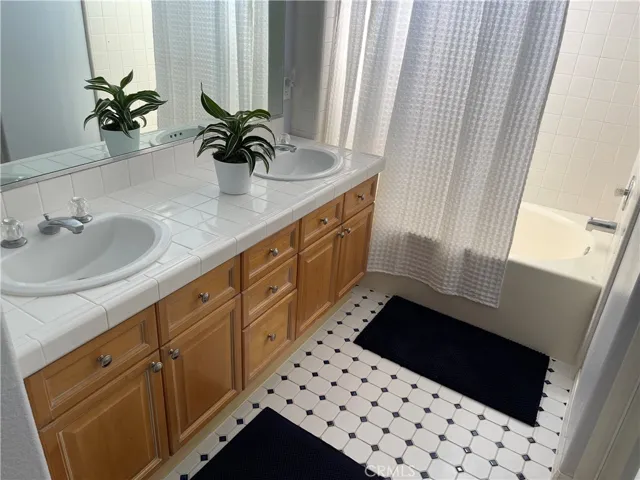 10760 Chestnut Street, Los Alamitos, California 90720