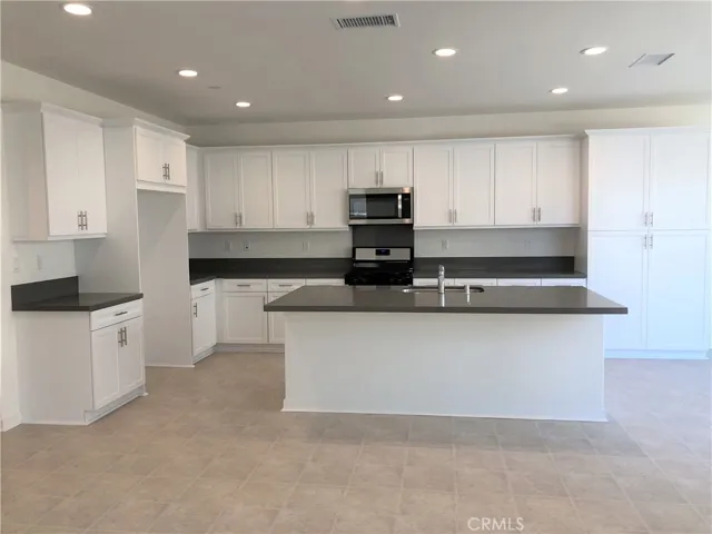 4825 S. Ophelia Ln., Ontario, California 91762
