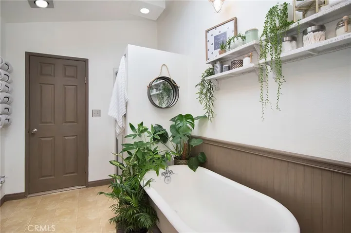 28751 Sycamore Drive, Silverado Canyon, California 92676