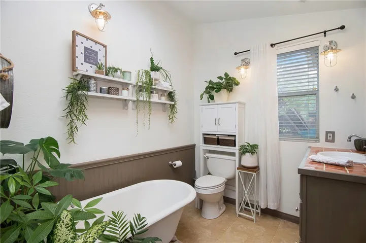 28751 Sycamore Drive, Silverado Canyon, California 92676