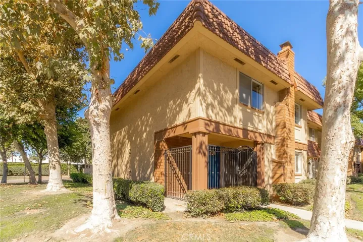 6818 Breton Way, Cypress, California 90630