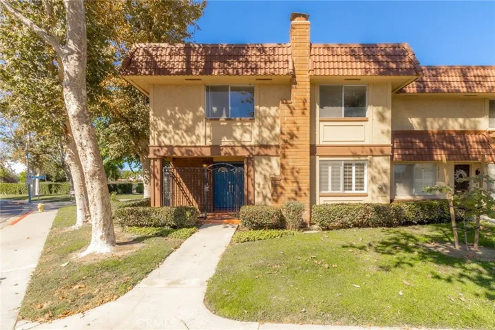 6818 Breton Way, Cypress, California 90630