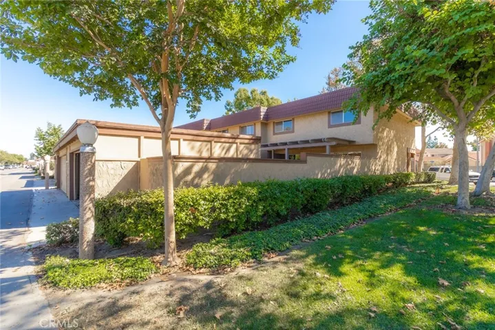 6818 Breton Way, Cypress, California 90630