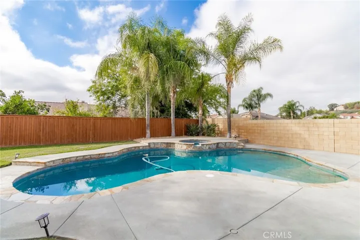 36832 Rancho Kiel Road, Winchester, California 92596