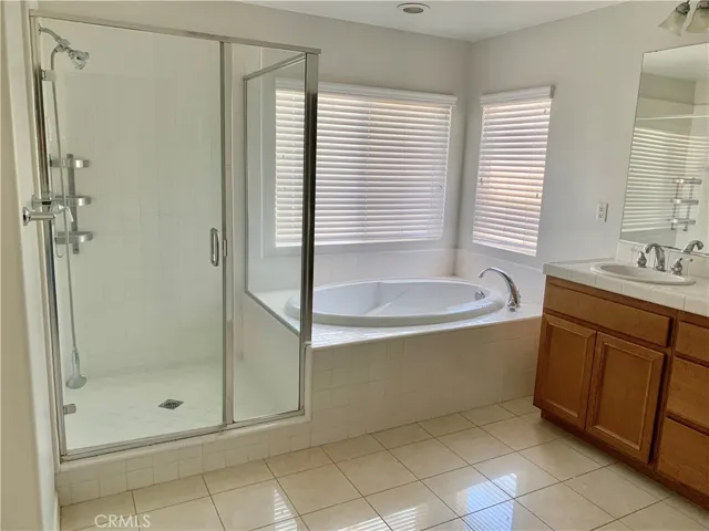8441 Fowler Lane, Eastvale, California 92880