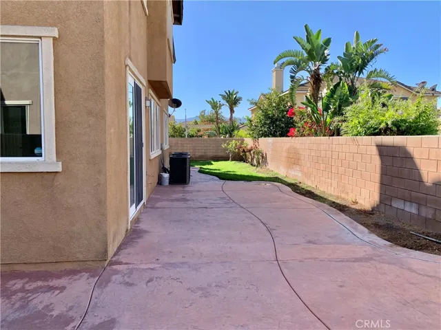 8441 Fowler Lane, Eastvale, California 92880