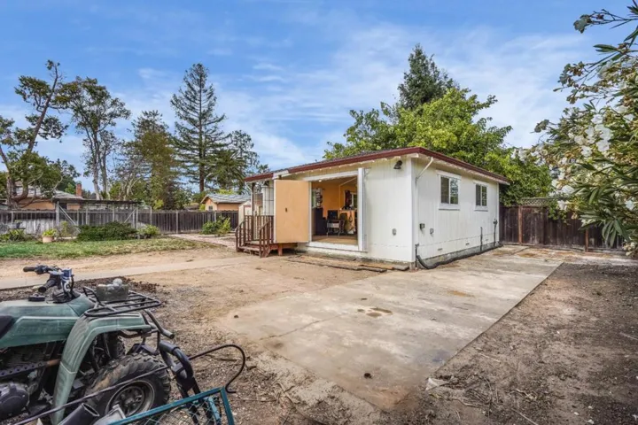 1047 W Parr Avenue, Campbell, California 95008
