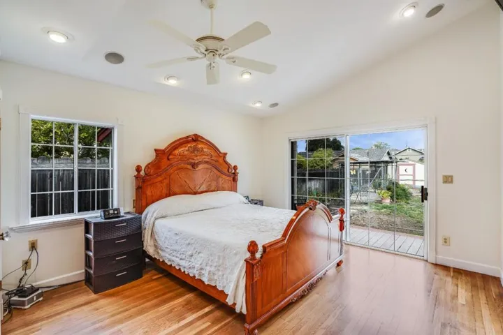 1047 W Parr Avenue, Campbell, California 95008