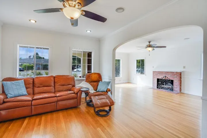 1047 W Parr Avenue, Campbell, California 95008