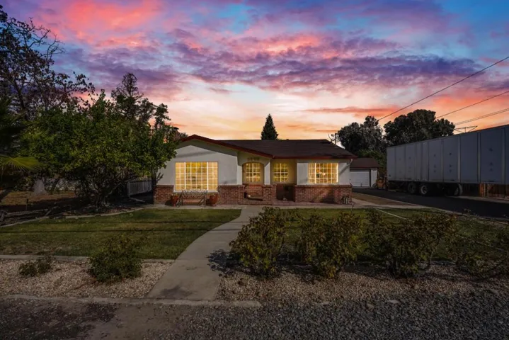 1047 W Parr Avenue, Campbell, California 95008