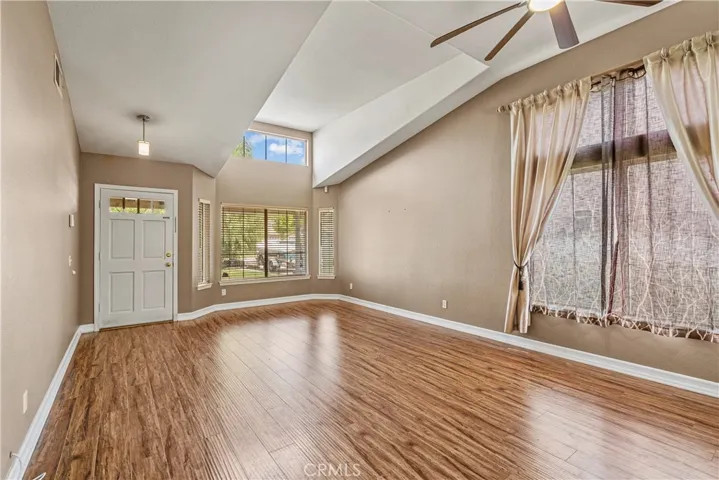 27712 Bettina Court, Castaic, California 91384