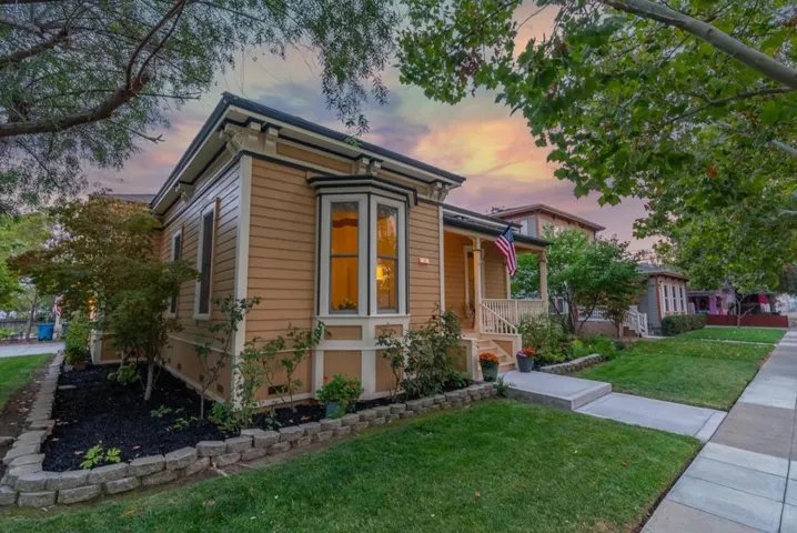 , Gilroy, California 95020