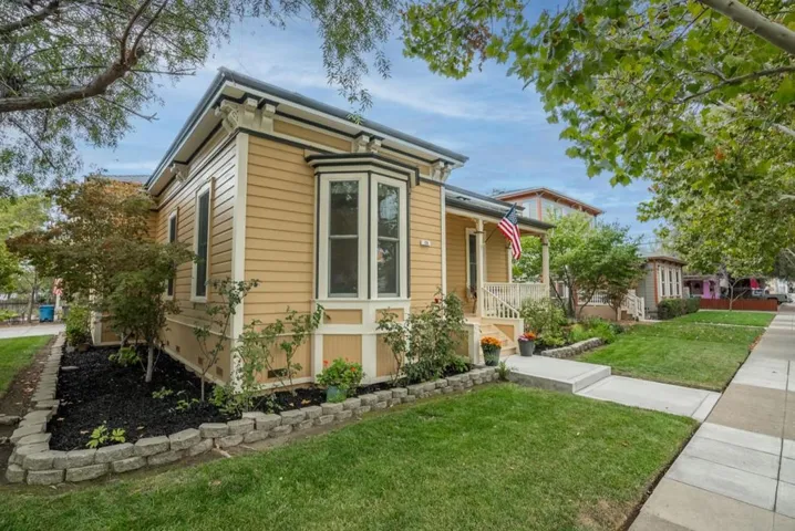 , Gilroy, California 95020