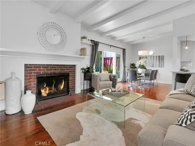 1220 Keats Street, Manhattan Beach, California 90266