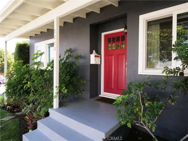 1220 Keats Street, Manhattan Beach, California 90266
