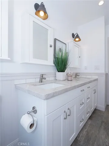 1220 Keats Street, Manhattan Beach, California 90266
