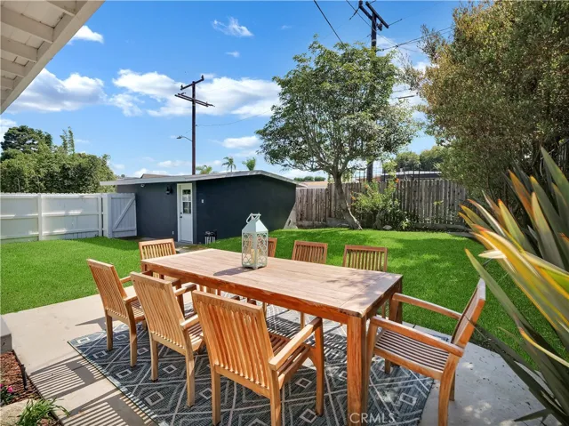 1220 Keats Street, Manhattan Beach, California 90266