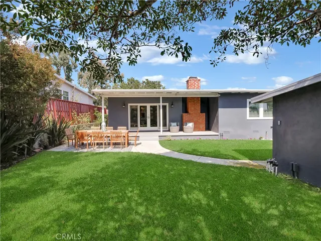 1220 Keats Street, Manhattan Beach, California 90266