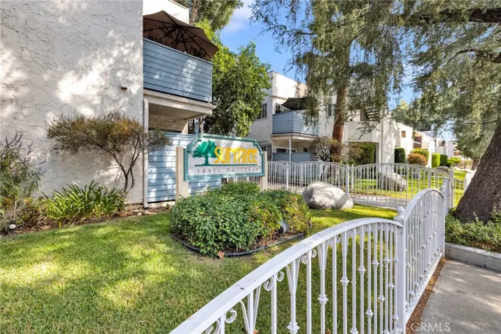 18411 Hatteras Street 241, Tarzana, California 91356