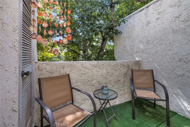18411 Hatteras Street 241, Tarzana, California 91356