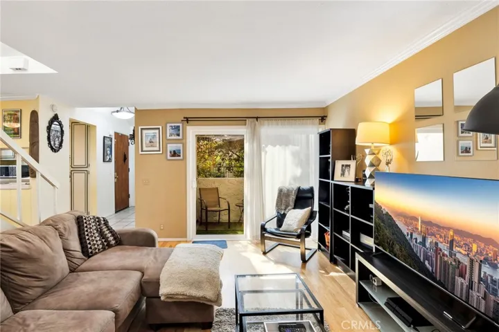 18411 Hatteras Street 241, Tarzana, California 91356
