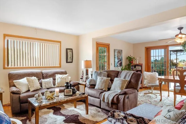 1133 W 12th Ave, Escondido, California 92025