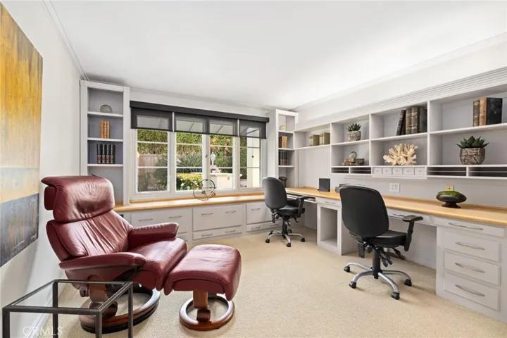 1927 Kewamee Drive, Corona Del Mar, California 92625