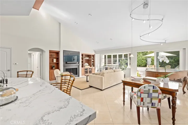 1927 Kewamee Drive, Corona Del Mar, California 92625