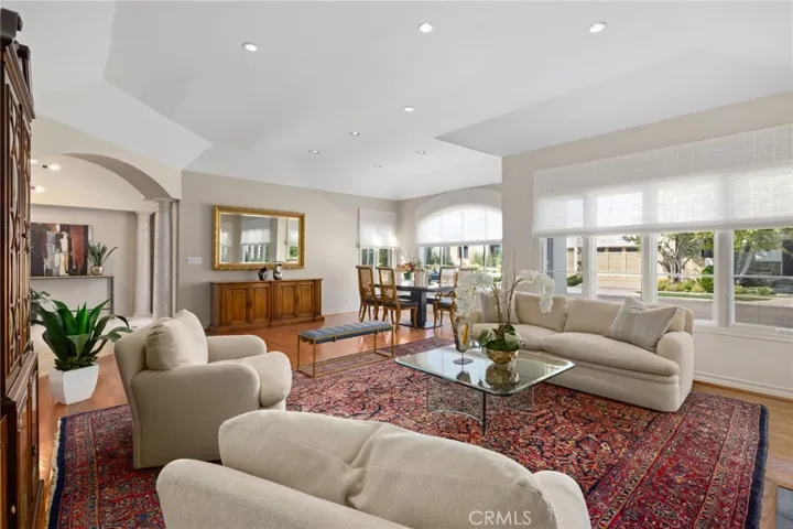 1927 Kewamee Drive, Corona Del Mar, California 92625