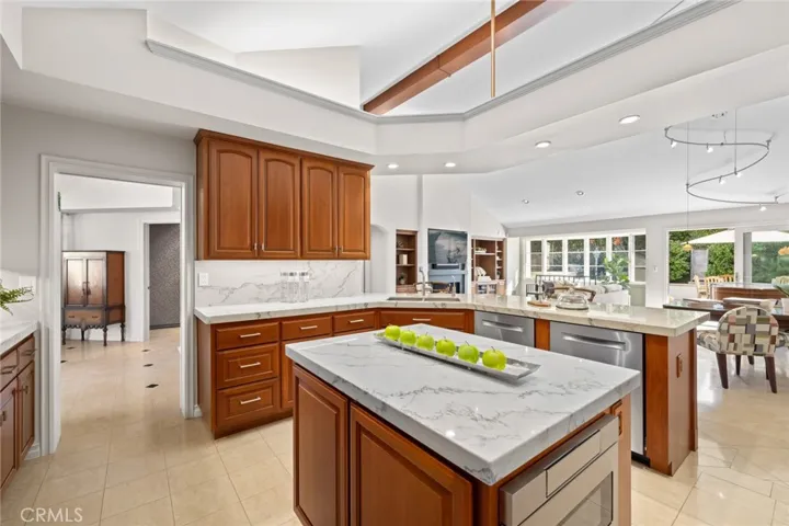 1927 Kewamee Drive, Corona Del Mar, California 92625