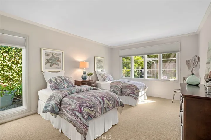 1927 Kewamee Drive, Corona Del Mar, California 92625