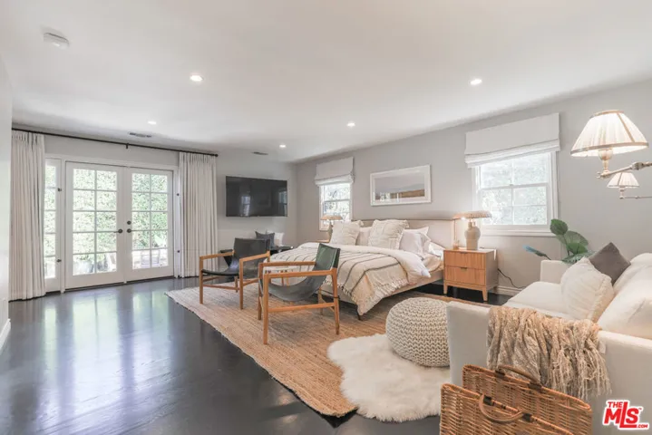 316 S Crescent Drive, Beverly Hills, California 90212