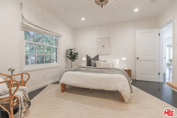 316 S Crescent Drive, Beverly Hills, California 90212