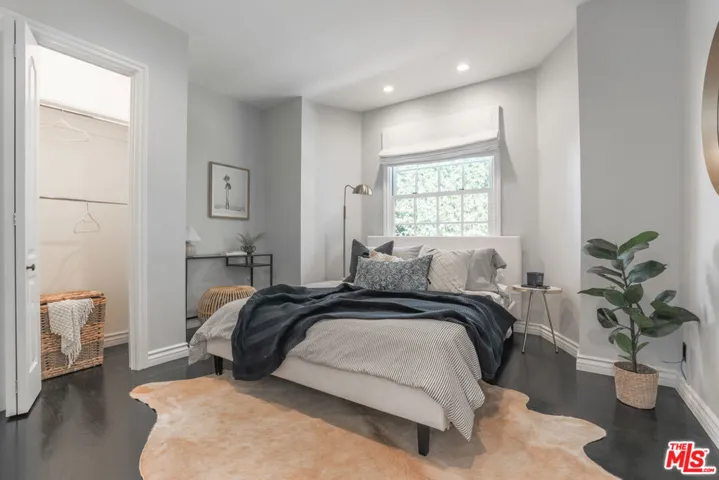 316 S Crescent Drive, Beverly Hills, California 90212
