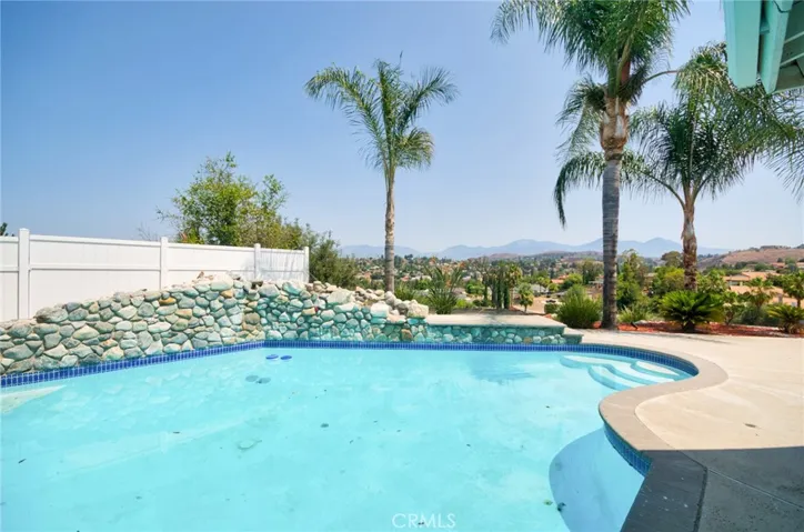 530 Cameron Crest Drive, Diamond Bar, California 91765