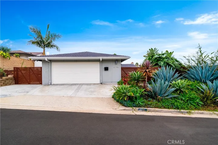 2715 Via Santo Tomas, San Clemente, California 92672