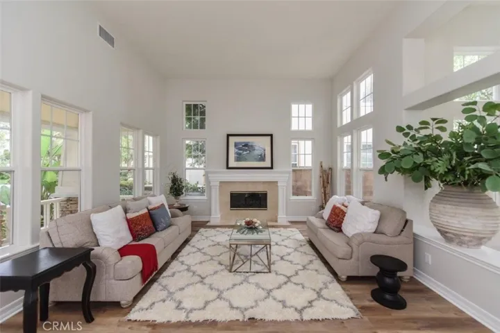 14 Viola, Irvine, California 92620