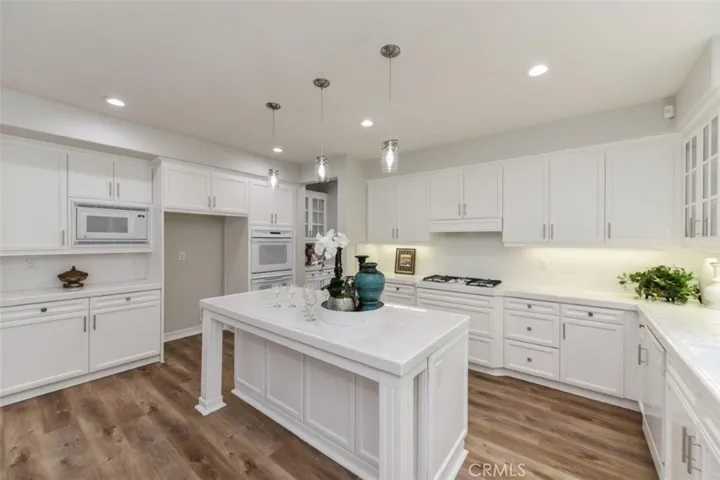 14 Viola, Irvine, California 92620