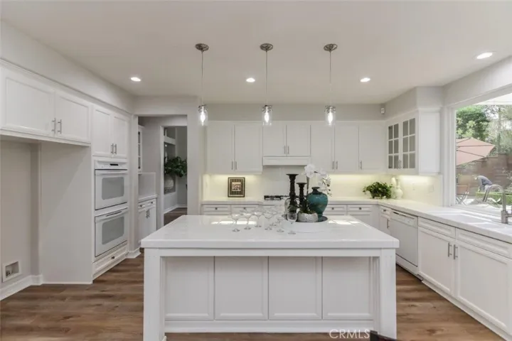 14 Viola, Irvine, California 92620