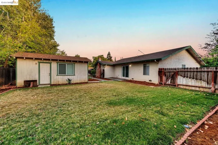 408 Avalon Way, Suisun City, California 94585