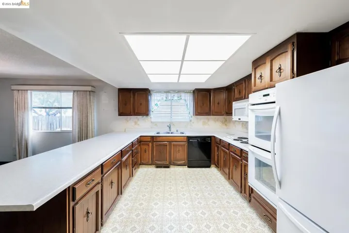 408 Avalon Way, Suisun City, California 94585