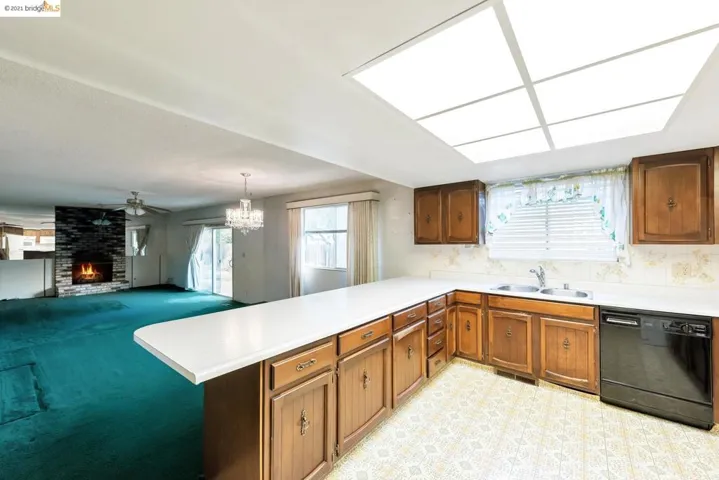 408 Avalon Way, Suisun City, California 94585
