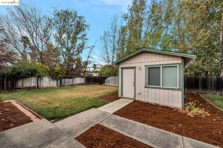 408 Avalon Way, Suisun City, California 94585