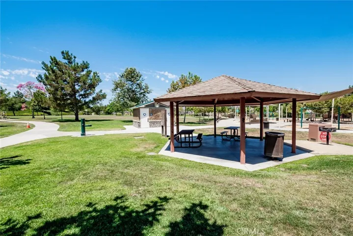 19516 Highridge Way, Lake Forest, California 92679