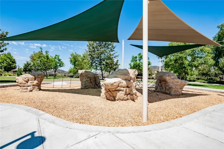 19516 Highridge Way, Lake Forest, California 92679