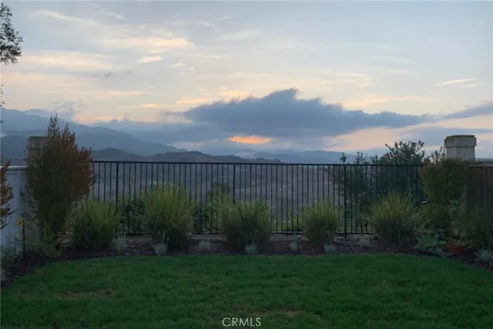 19516 Highridge Way, Lake Forest, California 92679