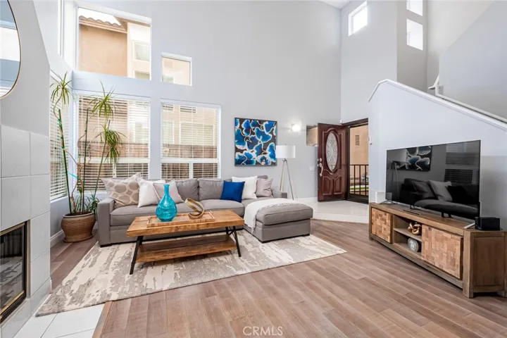 19516 Highridge Way, Lake Forest, California 92679