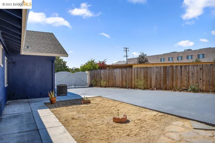 3105 Henderson Drive, Richmond, California 94806