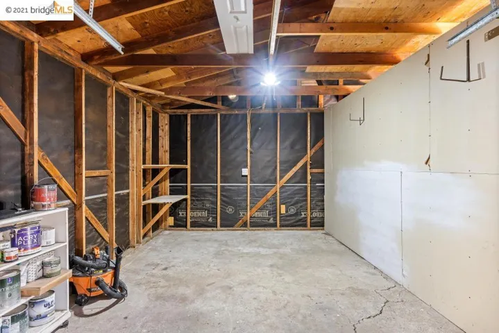 3105 Henderson Drive, Richmond, California 94806