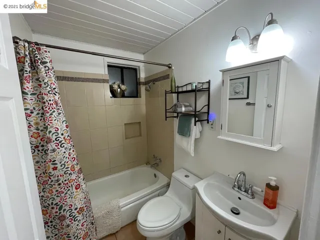 3105 Henderson Drive, Richmond, California 94806